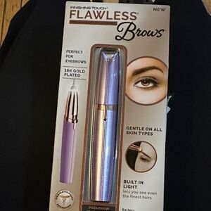 Flawless Brows Hair Remover - Sleek Purple